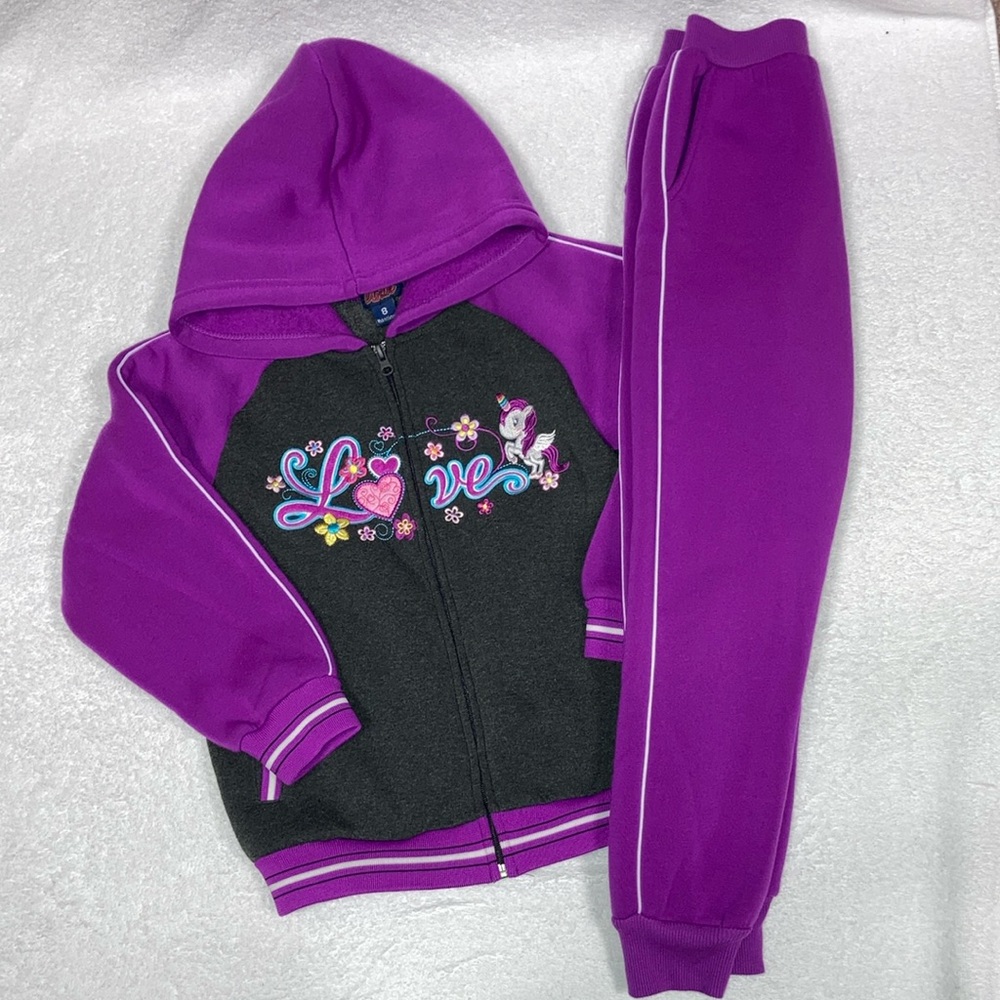 Nwot unik embroidered “love” unicorn sweatsuit purple grey size 8